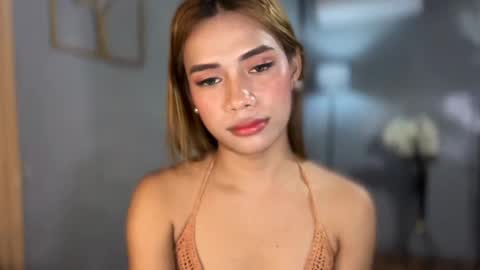 sweet_nikki03 online show from July 28, 6:20 pm