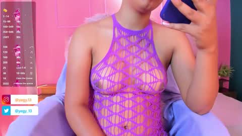 Snapshot of sweet_starxx chatting on October 14, 5:58 pm Yeileen online show from October 14, 5:58 pm