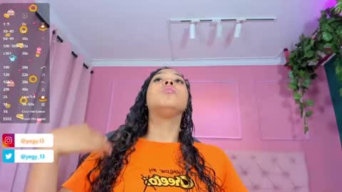 Yeileen online show from May 24, 11:35 pm