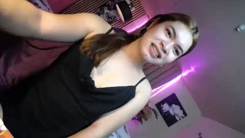 sweet_trexie online show from November 2, 1:36 am