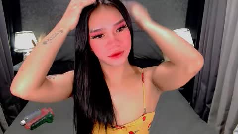 bea takashi  online show from February 12, 11:38 am