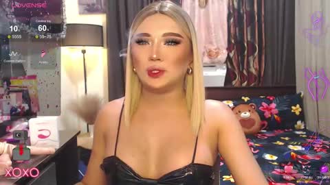 Snapshot of sweetbella118 chatting on December 9, 7:50 am bella online show from December 9, 7:50 am