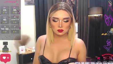 Snapshot of sweetbella118 chatting on January 11, 1:11 pm bella online show from January 11, 1:11 pm