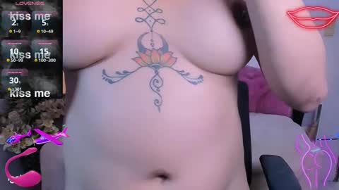 janelle online show from February 26, 7:31 am