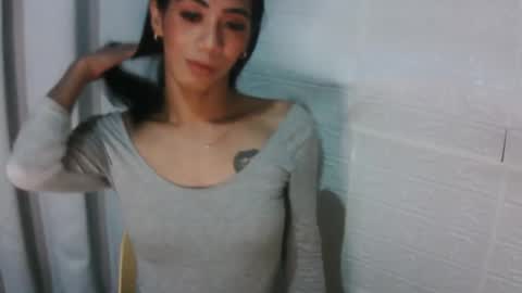 Snapshot of tamira_sassyqueen chatting on January 11, 9:26 am Kylie online show from January 11, 9:26 am