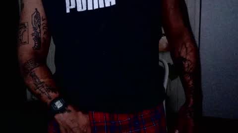 Milo online show from February 24, 11:30 pm