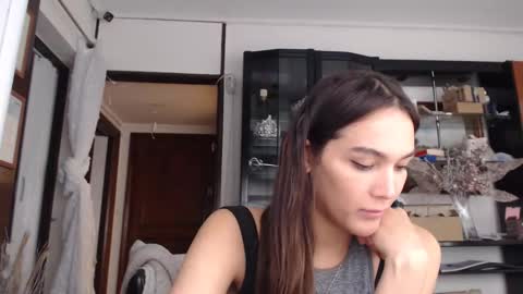 thayanizreal online show from February 1, 2:16 pm