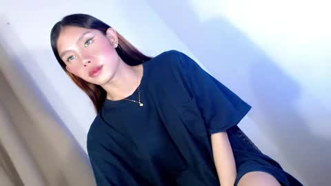 laisa online show from December 1, 9:12 am