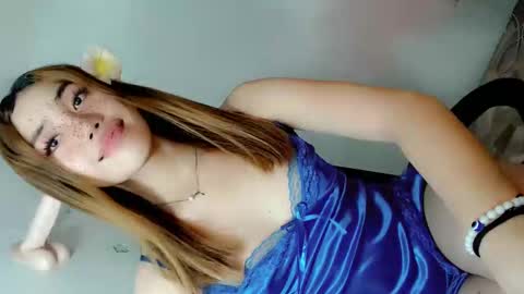 stella online show from March 4, 4:41 pm