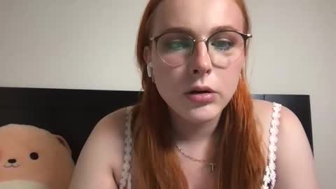 threalqueenaria online show from April 11, 4:29 am