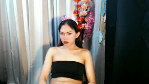 Tina online show from January 5, 6:55 pm