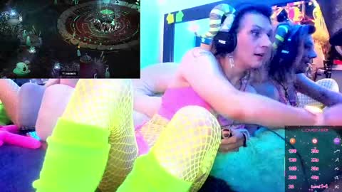 Valosaurus online show from May 8, 2:35 pm