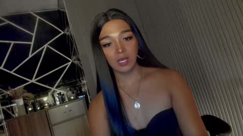 Ms Ella online show from March 9, 3:38 pm