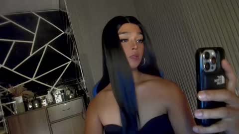 Ms Ella online show from March 11, 3:45 pm