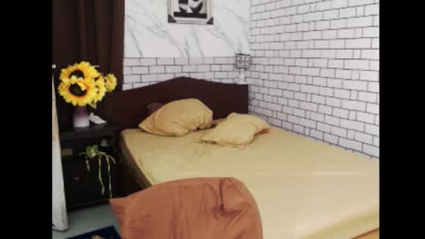 brianna online show from September 18, 3:45 am