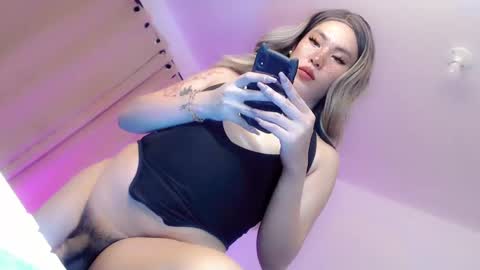 Julian online show from December 3, 6:00 pm