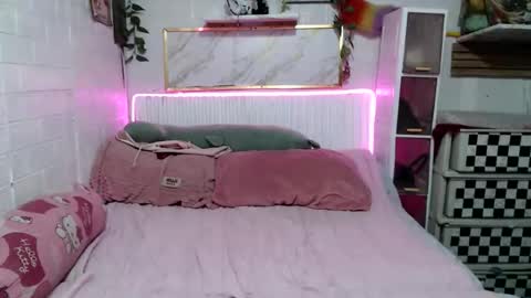 JHANE online show from January 14, 9:29 am