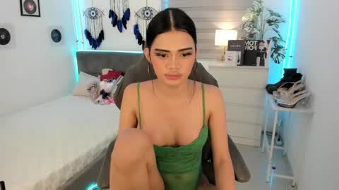 tstoni_talks online show from February 10, 9:49 am