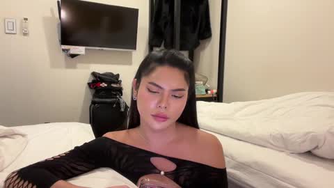 REIGNEASIA online show from February 7, 11:01 am