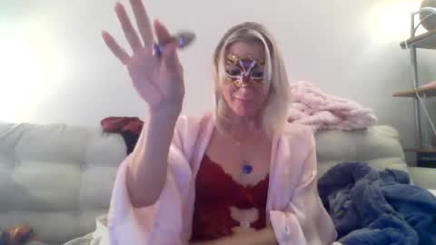 twoboobsonepenis online show from June 13, 3:06 am