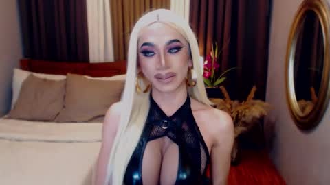 KiaraKeana online show from February 15, 9:52 am