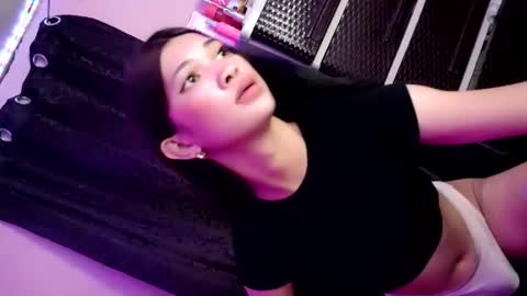 tyladine online show from October 31, 3:32 pm