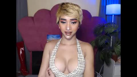 kylie online show from May 18, 6:02 pm