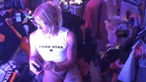 Francine Star online show from January 1, 5:44 pm