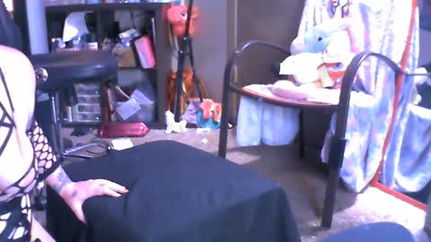 Francine Star online show from February 7, 8:33 am