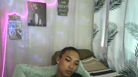 Ms. Criza online show from May 22, 3:24 am