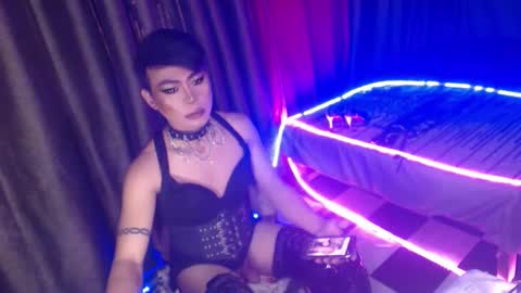 MISS ANNA online show from January 5, 5:27 pm