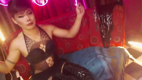 MISS ANNA online show from February 5, 8:41 am