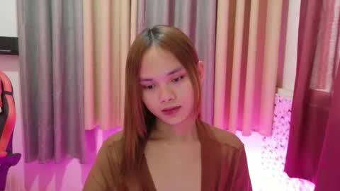 urasian_crisa online show from December 2, 12:13 am