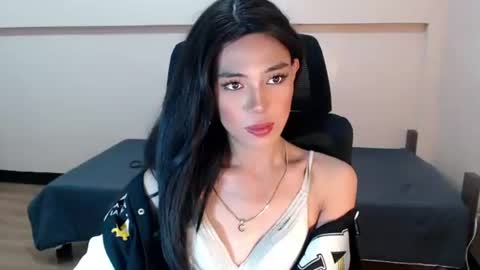 Miss alexa online show from April 6, 7:08 am