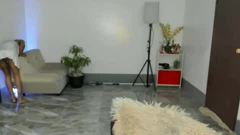 Rianne online show from September 22, 9:25 am