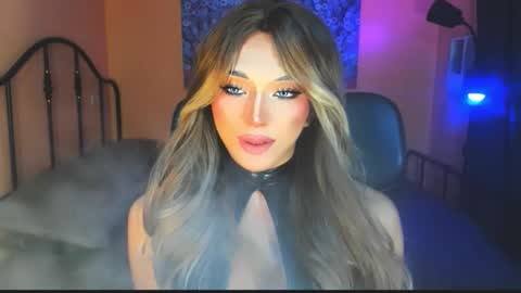 My bella 3 online show from November 17, 2:28 pm