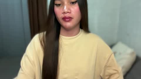 urhottylicious_cum online show from March 20, 12:39 pm