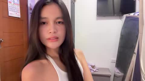 Amira online show from February 23, 1:52 am