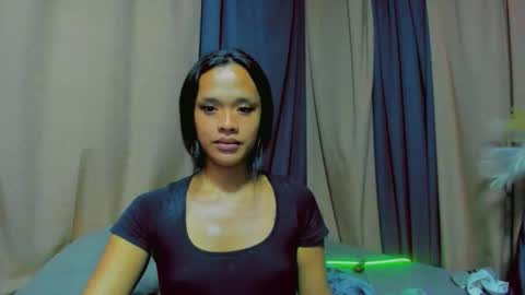 natalie online show from May 17, 8:14 am