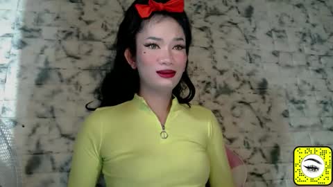 ursweet_amber7 online show from February 2, 8:35 am