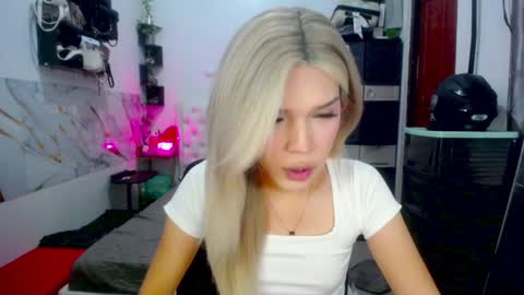 VALERIA online show from February 6, 1:10 pm