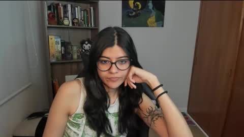 Val  online show from February 10, 12:06 am