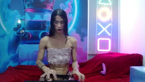 valery online show from April 14, 4:06 am