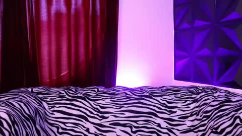 Velvet  online show from June 5, 8:04 pm