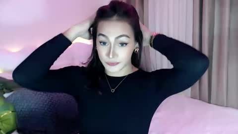 Venus Sunrise Bombshell online show from April 4, 3:26 am