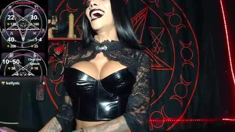 Victoria Vampire online show from January 22, 9:11 pm