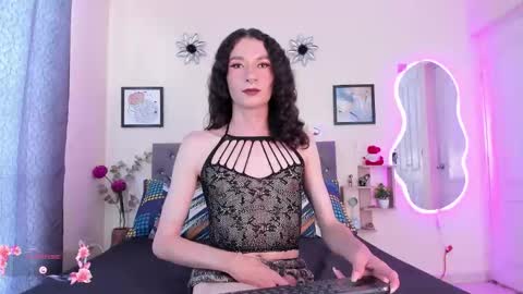 Violet online show from January 14, 4:49 pm