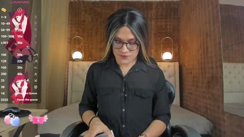 VittaaaPlease help me with your thumbs up its important  online show from December 16, 1:00 pm