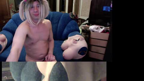 Violetta Elysia online show from April 1, 5:21 pm