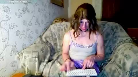 Violetta Elysia online show from May 13, 6:39 pm